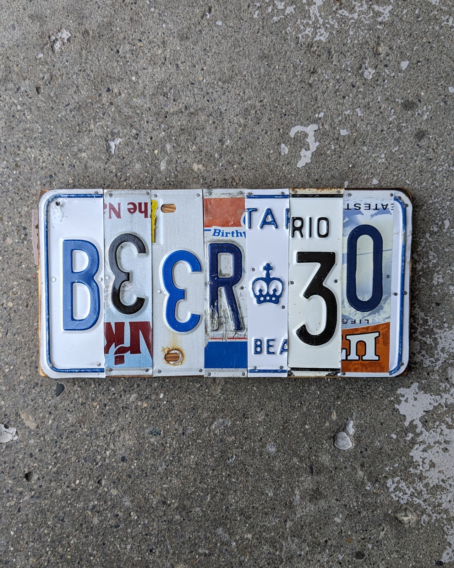 Upcycled License Plate Art - BEER30