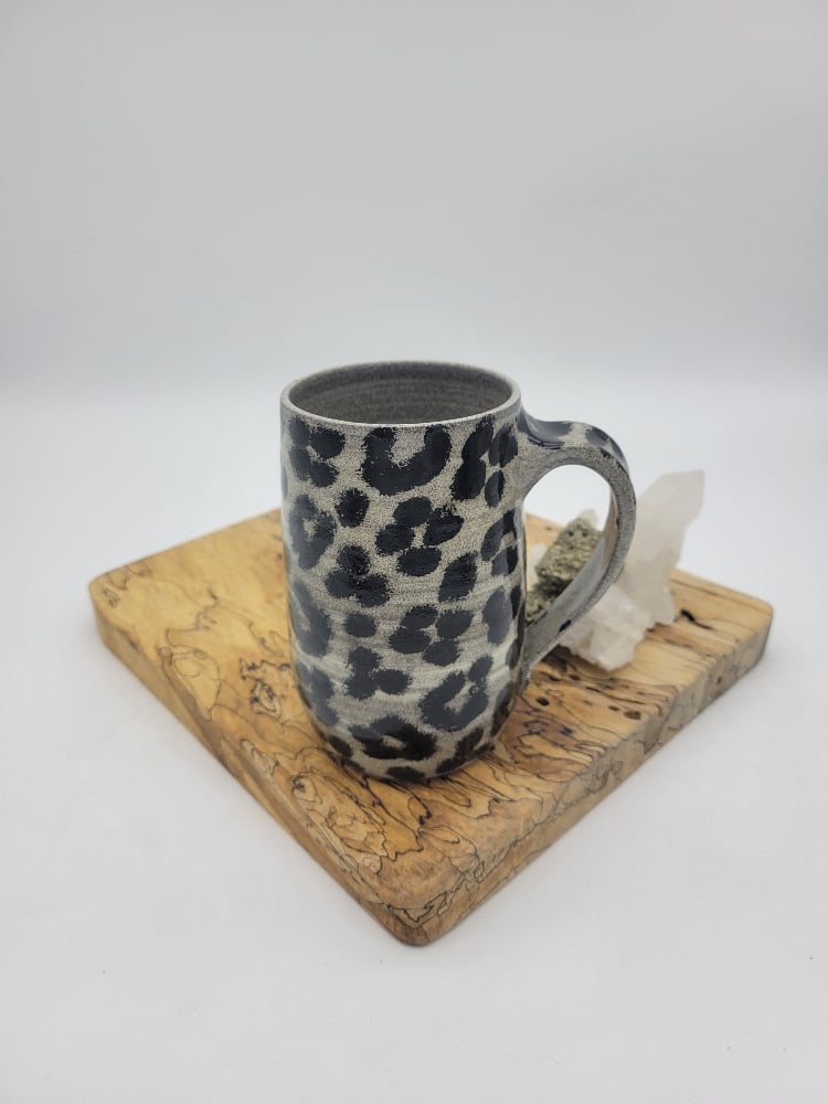 Jacpot Pottery Leopard Print Mug