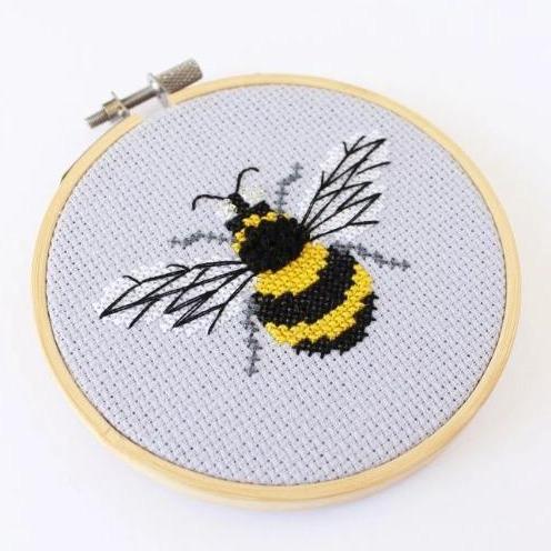 Bumblebee Cross Stitch Kit