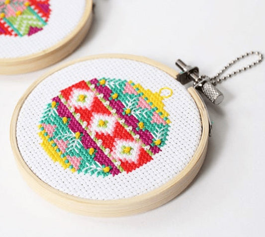 Retro Bauble Holiday Ornament Kit